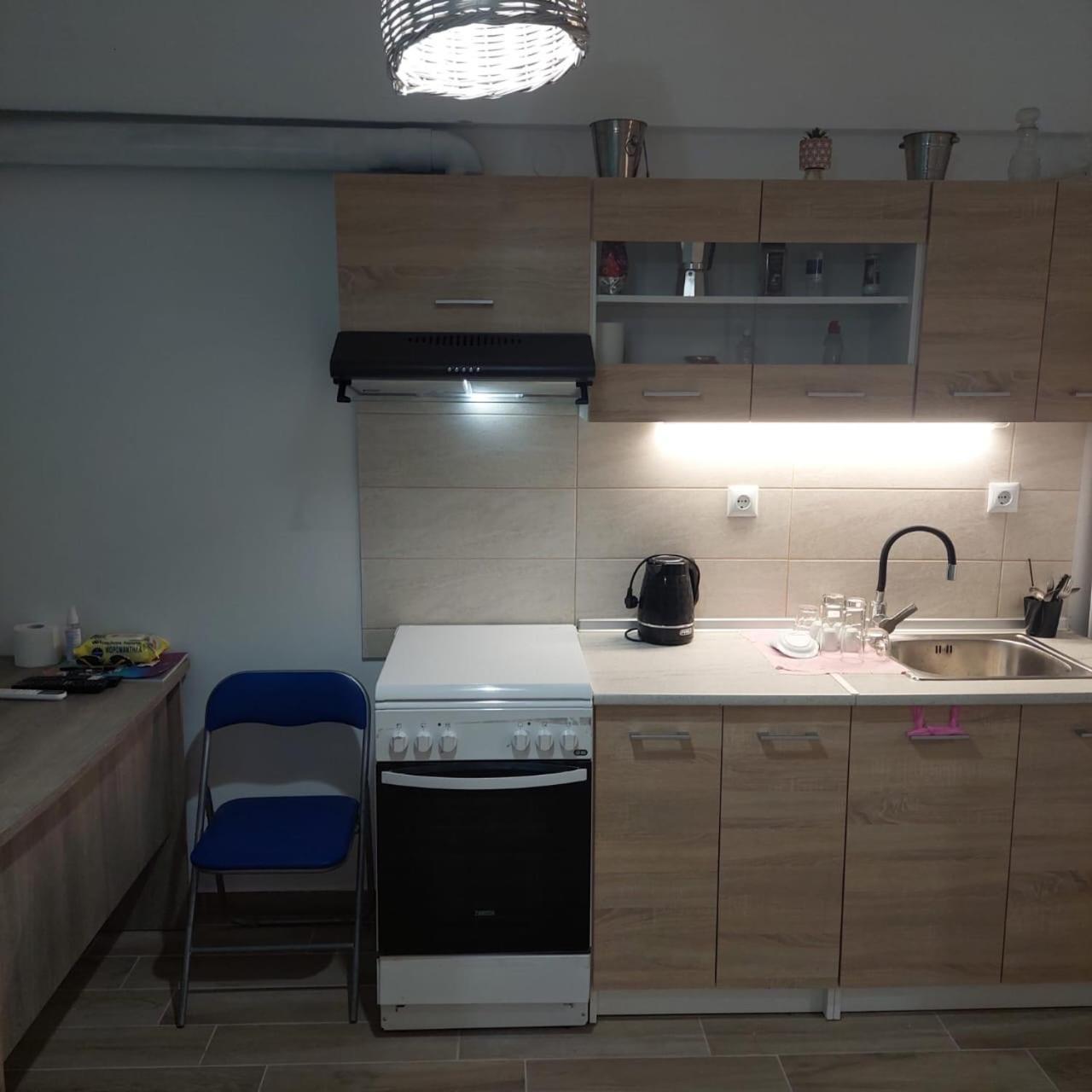 Small Studio Center 2 Thessaloniki Buitenkant foto